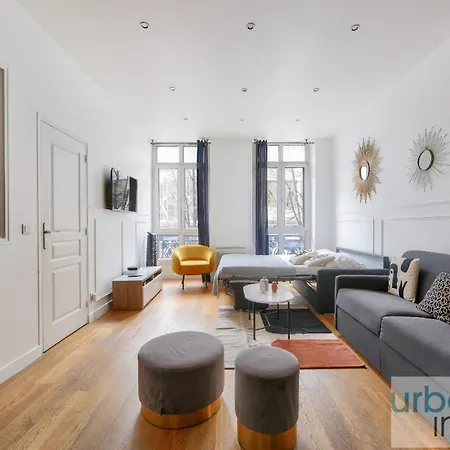Urbanflat 34 - Beautiful 3 Bedrooms Louvre Paris