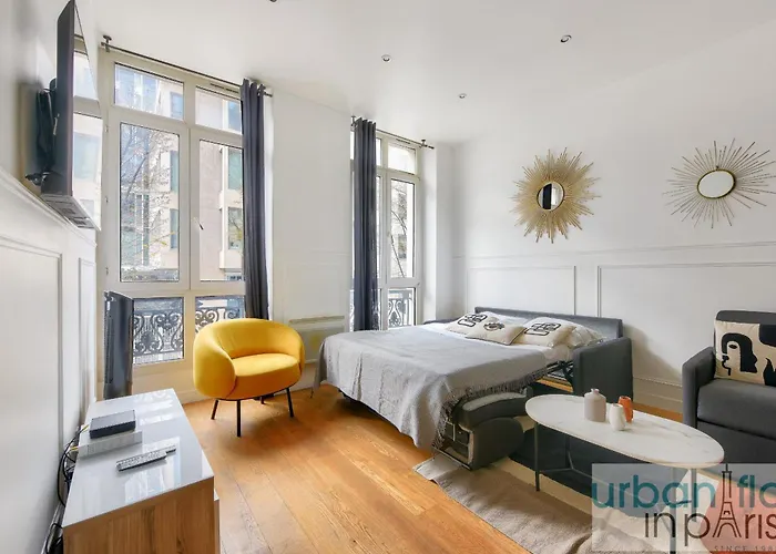 Urbanflat 34 - Beautiful 3 Bedrooms Louvre Apartment *
